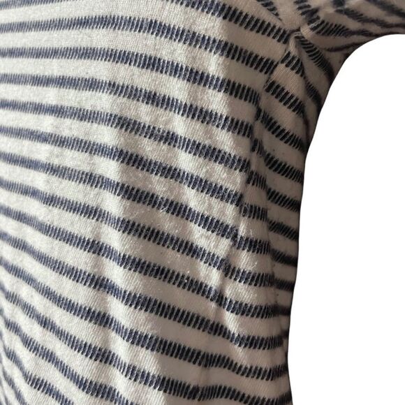 ELLE Women's Double Ruffle Sleeve Top - Picture 7 of 9